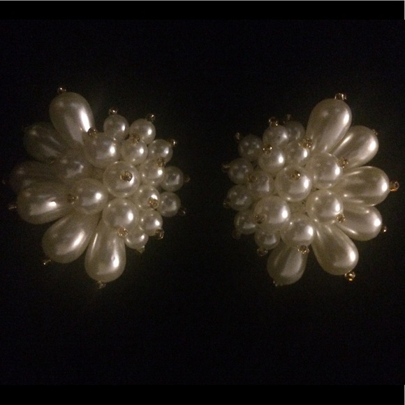 Vintage Jewelry - Bundle idea...Vintage Clip Earrings